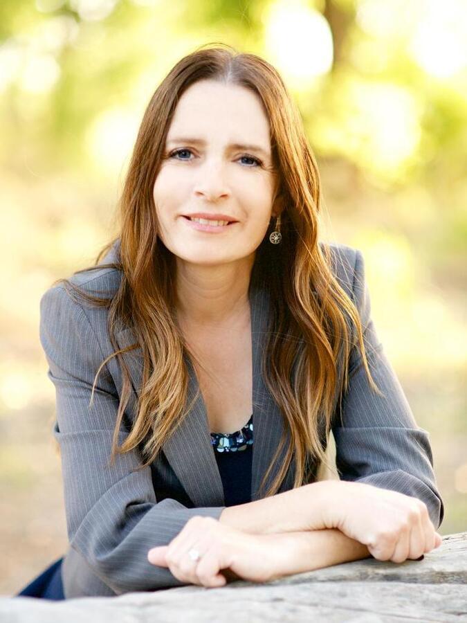 Shannon Groves, Golbal Luxury